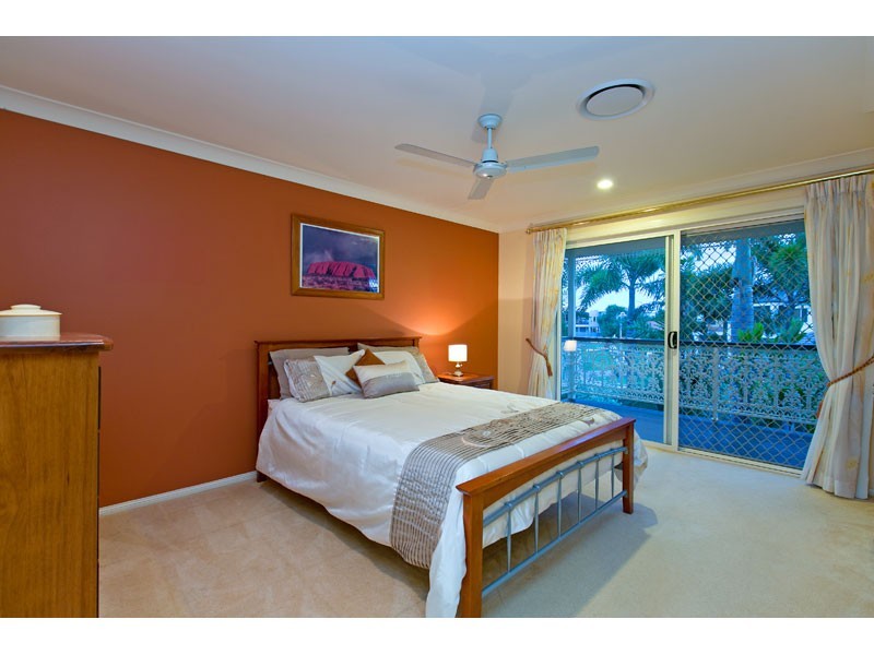 52 Penzance Drive, Redland Bay QLD 4165