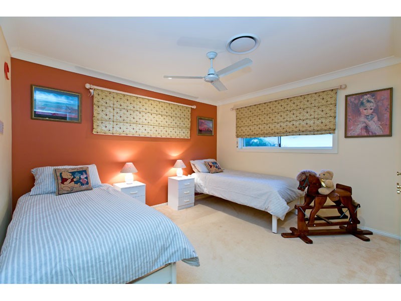 52 Penzance Drive, Redland Bay QLD 4165