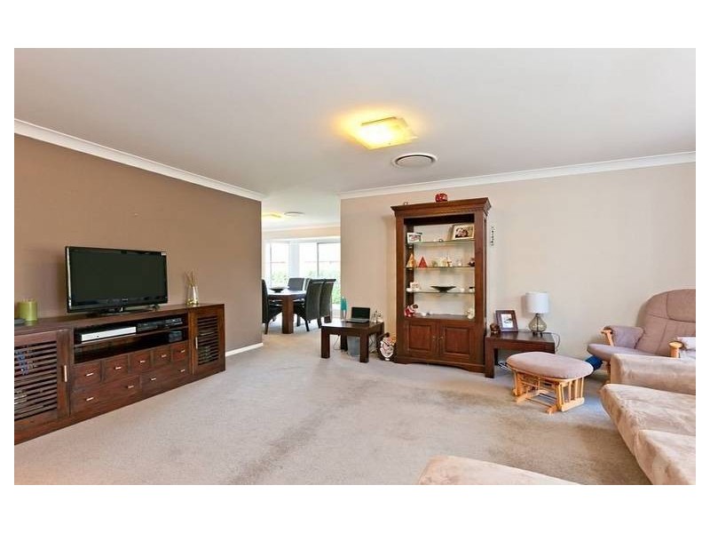 7 Chesterfield Crescent, Wellington Point QLD 4160