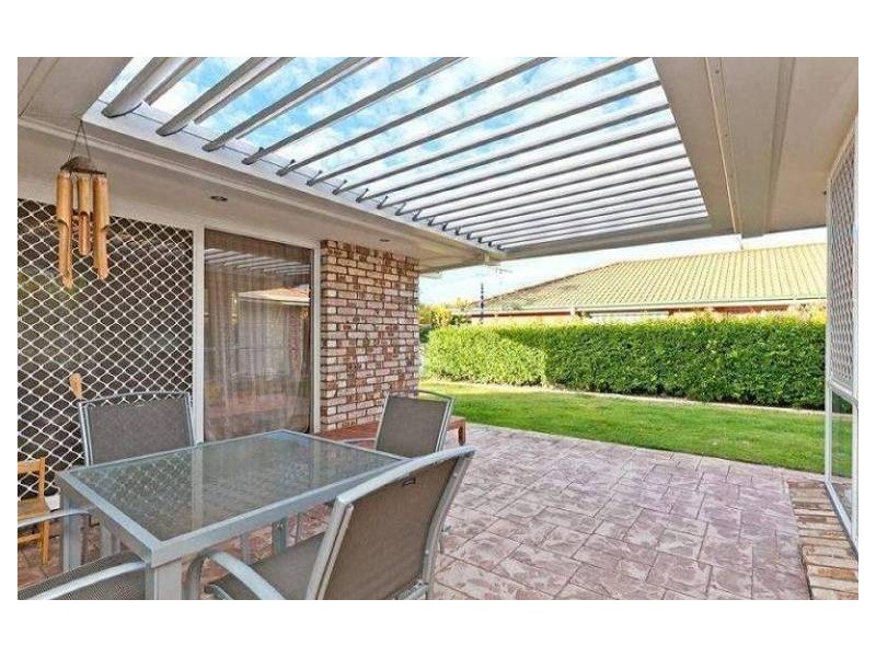 7 Chesterfield Crescent, Wellington Point QLD 4160