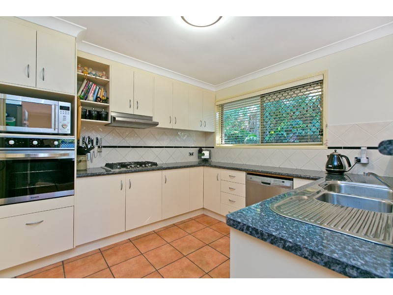17 Victory Place, Birkdale QLD 4159