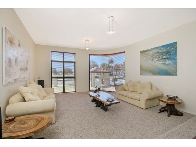 71 Masthead Drive, Raby Bay QLD 4163