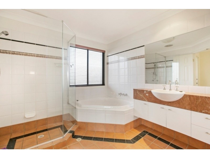 71 Masthead Drive, Raby Bay QLD 4163