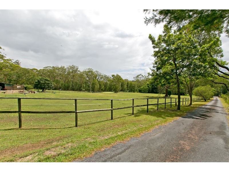 403 German Church Road, Redland Bay QLD 4165