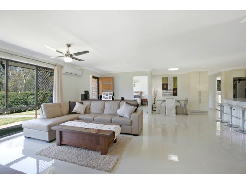 18 Lyndon Road, Capalaba QLD 4157