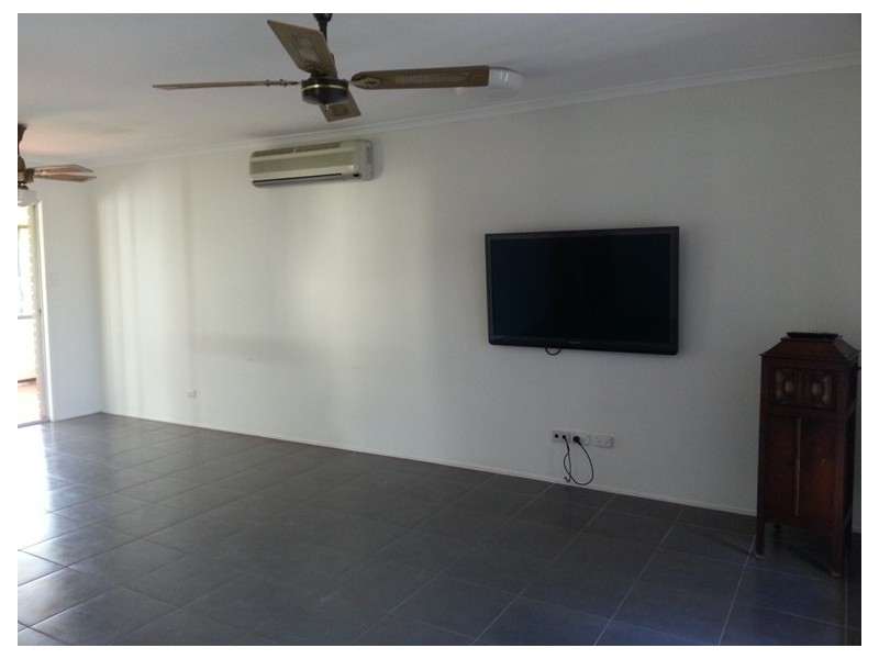 100 Valantine Road, Birkdale QLD 4159