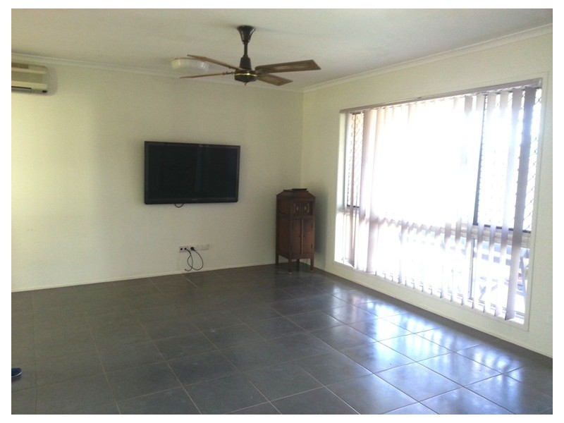 100 Valantine Road, Birkdale QLD 4159