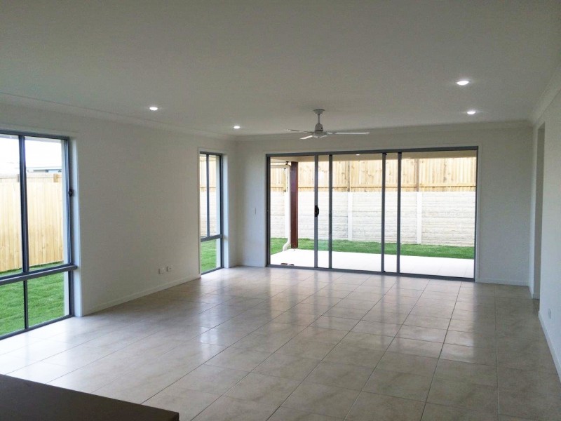 19 Rowe Crescent, Thornlands QLD 4164