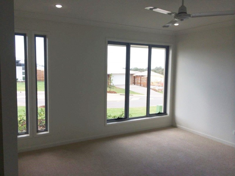 19 Rowe Crescent, Thornlands QLD 4164