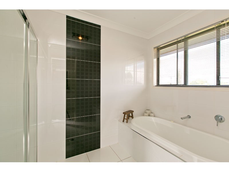 29 Hope Street, Ormiston QLD 4160