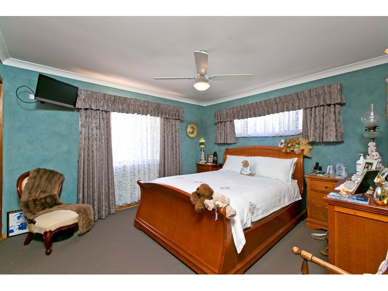 89 Barron Road, Birkdale QLD 4159