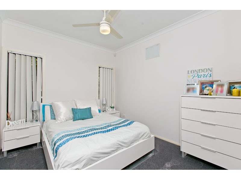 1/2 Syracuse Street, Redland Bay QLD 4165