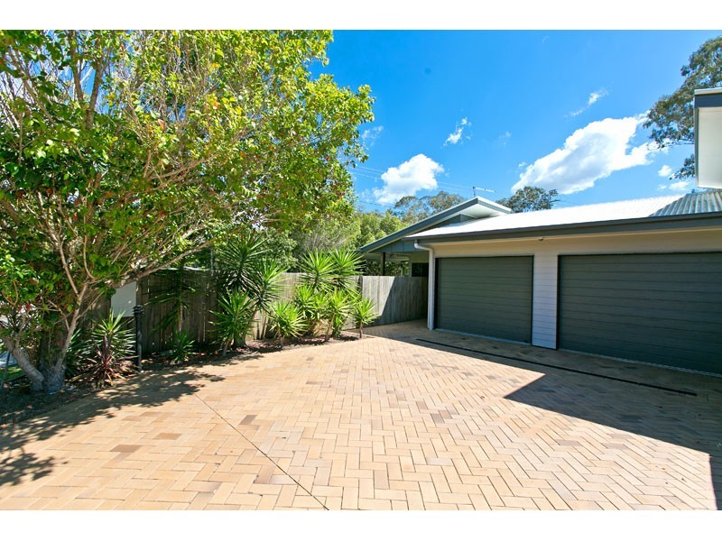 1/2 Syracuse Street, Redland Bay QLD 4165