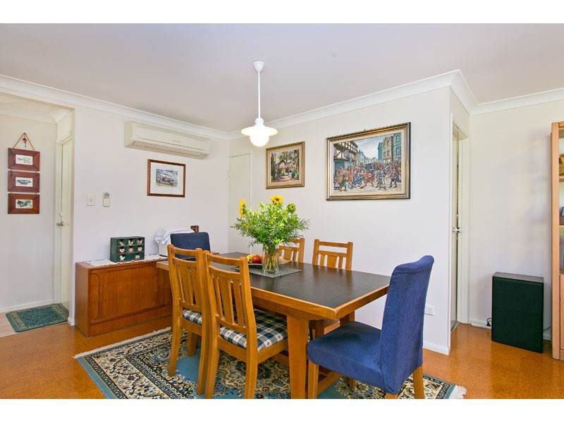 8 Day Court, Wellington Point QLD 4160