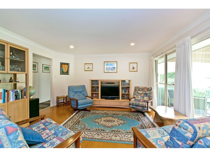 8 Day Court, Wellington Point QLD 4160