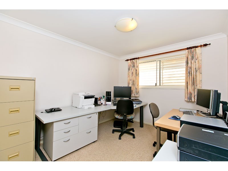 8 Day Court, Wellington Point QLD 4160