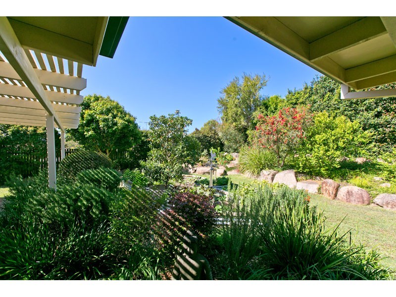 8 Day Court, Wellington Point QLD 4160