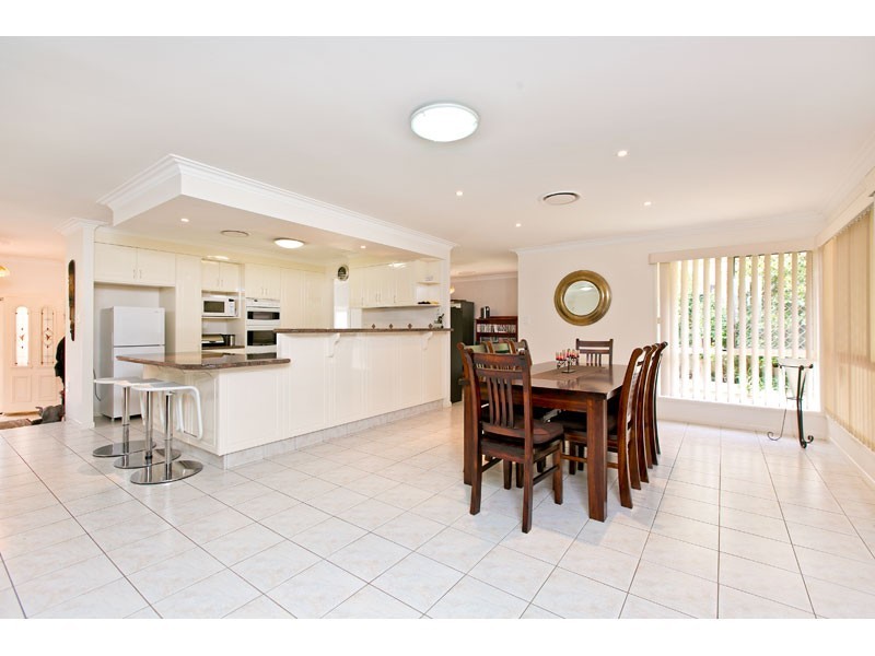 17 Carolena Street, Cleveland QLD 4163