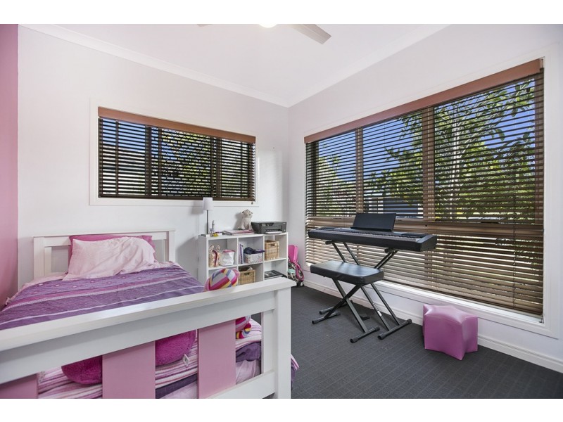 12 Wisteria Street, Ormiston QLD 4160