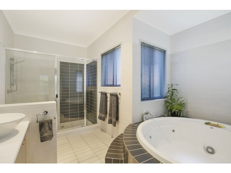 19 Beddoe Street, Thornlands QLD 4164