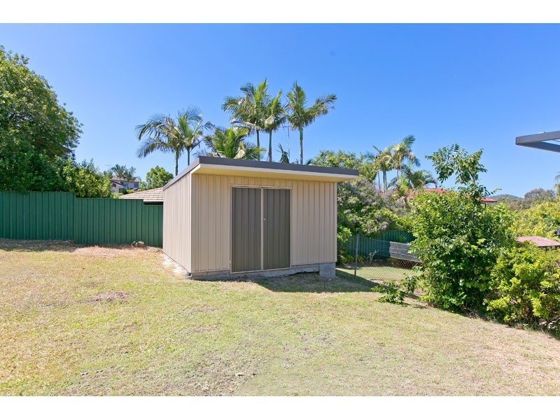 6 Pavuvu Street, Mansfield QLD 4122