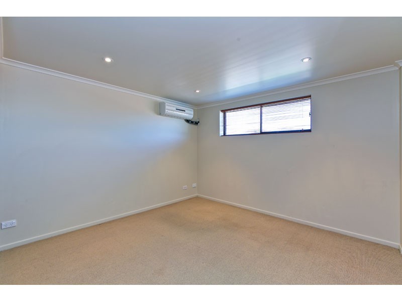 6 Pavuvu Street, Mansfield QLD 4122