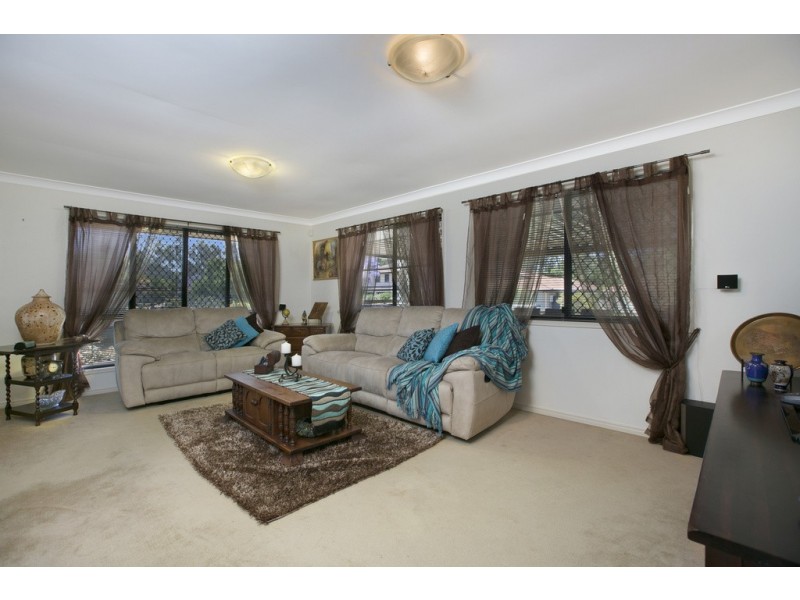 6 Hurst Close, Wellington Point QLD 4160