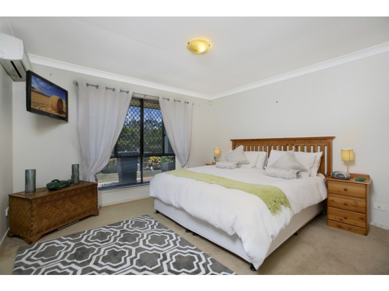 6 Hurst Close, Wellington Point QLD 4160