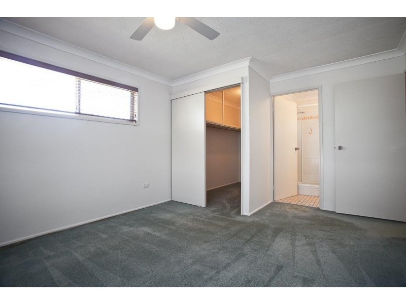 2 Tipplers Street, Victoria Point QLD 4165