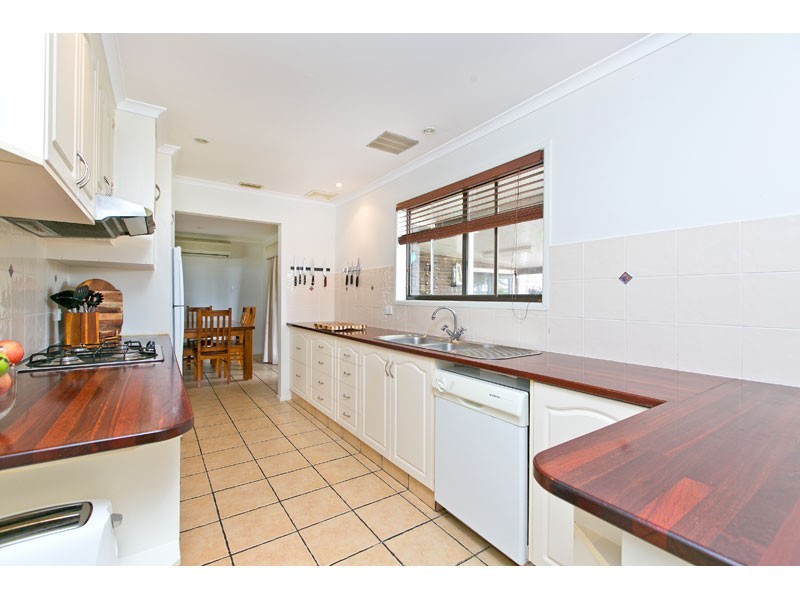 112 Burbank Road, Birkdale QLD 4159