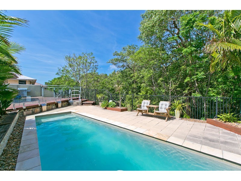 50 Sunningdale Drive, Redland Bay QLD 4165