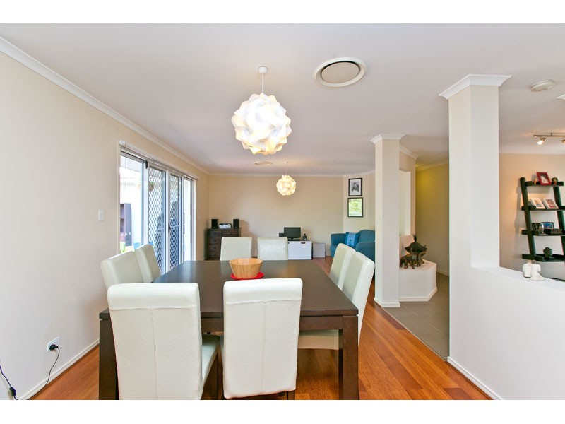 50 Sunningdale Drive, Redland Bay QLD 4165