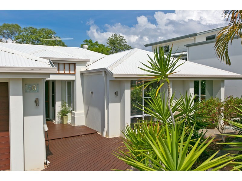 50 Sunningdale Drive, Redland Bay QLD 4165