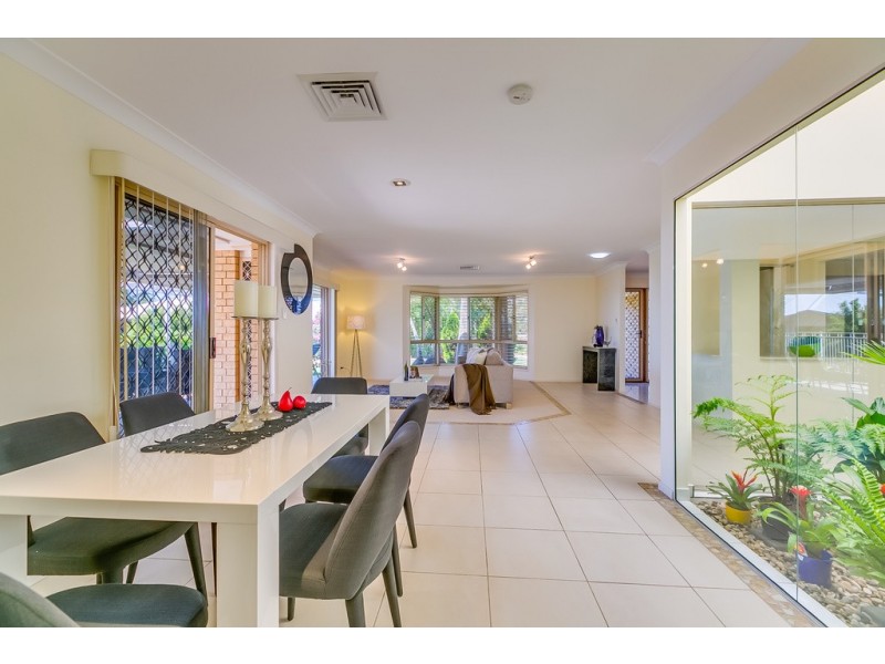 8 Norfolk Court, Victoria Point QLD 4165