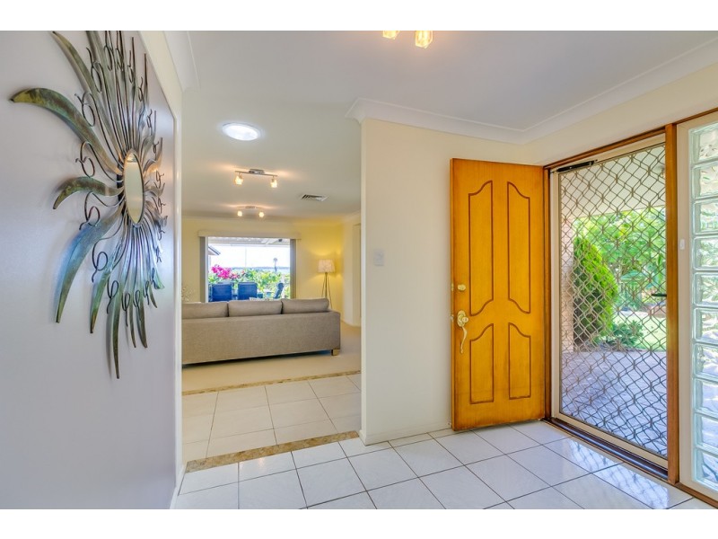 8 Norfolk Court, Victoria Point QLD 4165