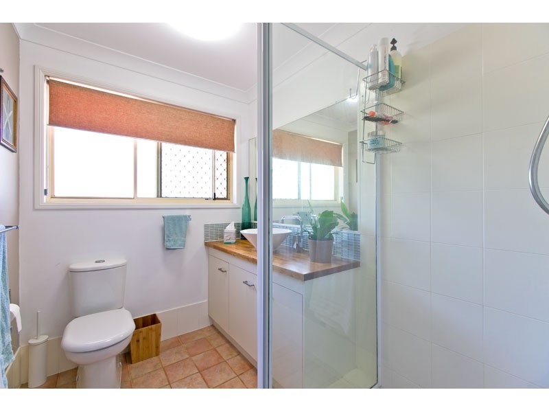 2 Day Court, Wellington Point QLD 4160