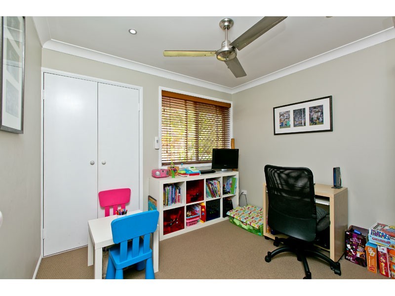 2 Day Court, Wellington Point QLD 4160