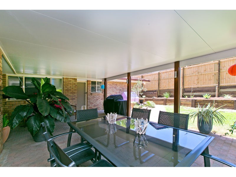 2 Day Court, Wellington Point QLD 4160