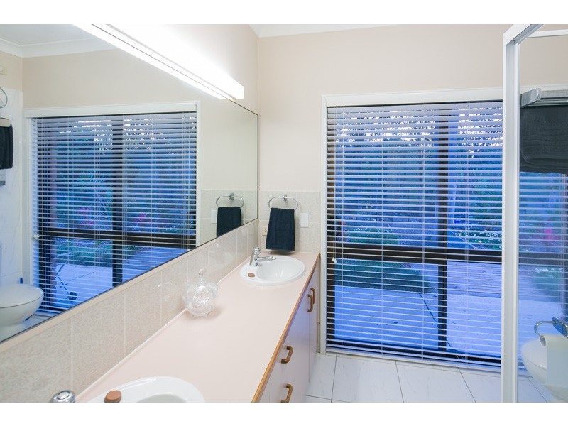 40 Avalon Road, Sheldon QLD 4157