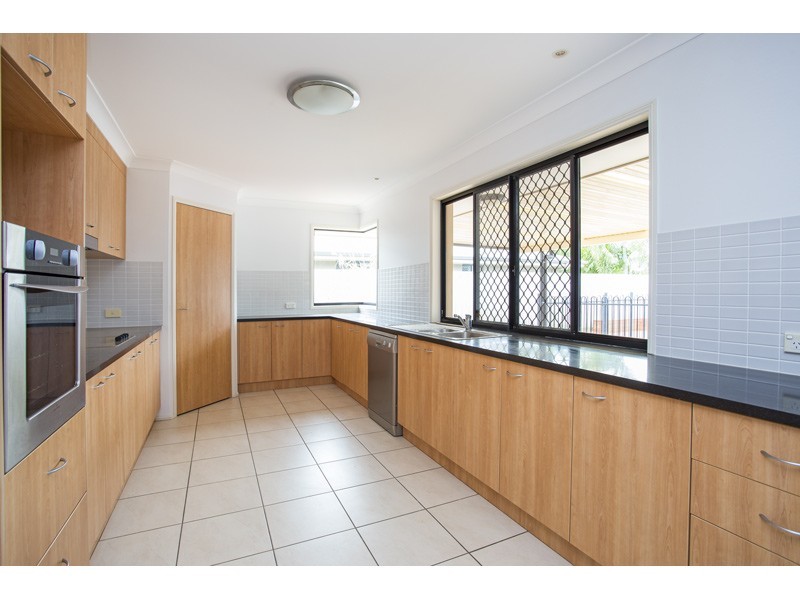 51 Trafalgar Vale Avenue, Wellington Point QLD 4160