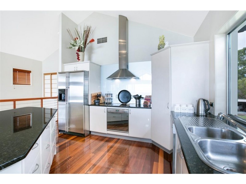 286 Queens Esplanade, Thorneside QLD 4158