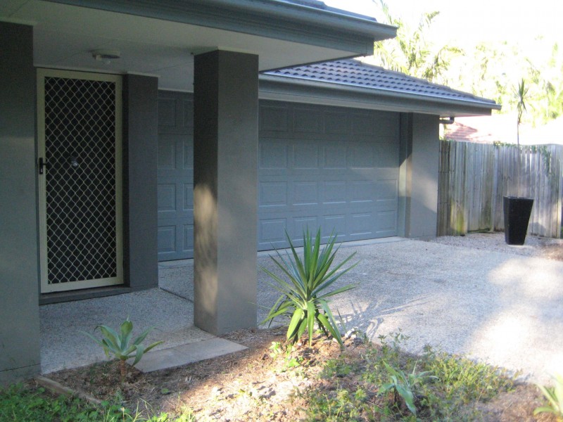 5 Cyan Place, Redland Bay QLD 4165