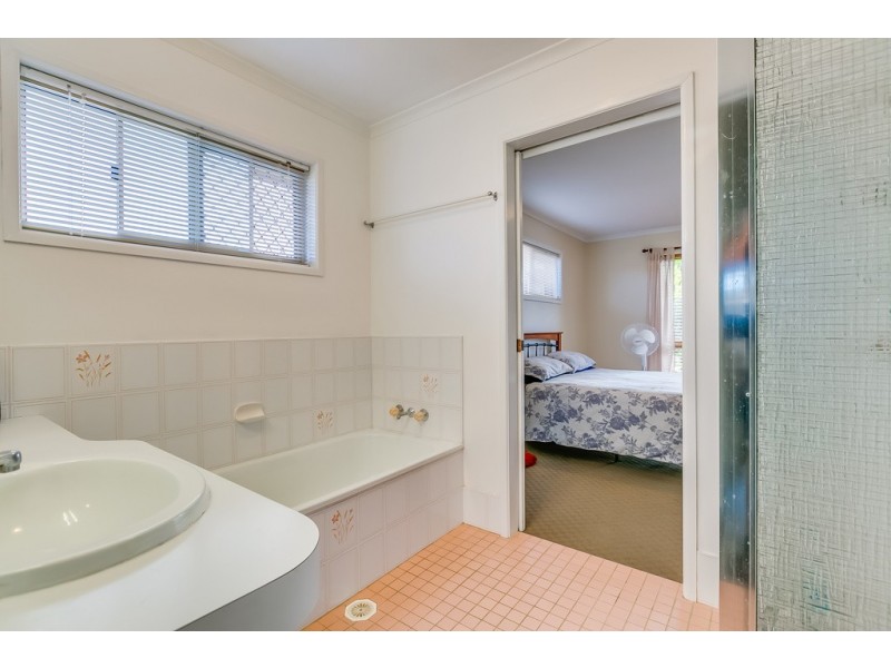 26 Sunshine Drive, Cleveland QLD 4163