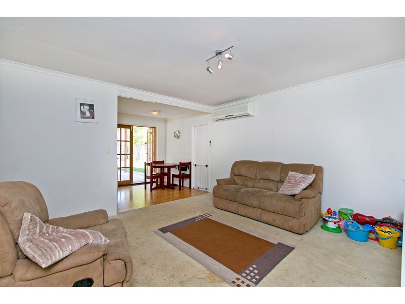 15 Gibson Street, Capalaba QLD 4157