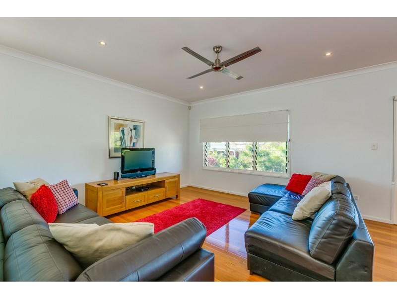 9 Queensbury Court, Wellington Point QLD 4160