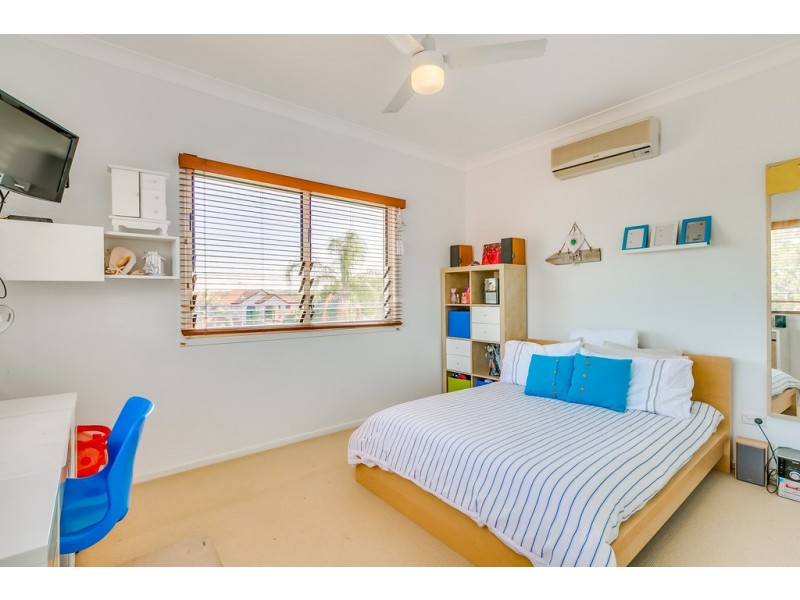 9 Queensbury Court, Wellington Point QLD 4160