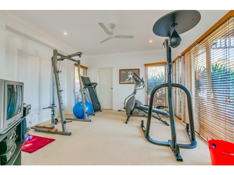 9 Queensbury Court, Wellington Point QLD 4160