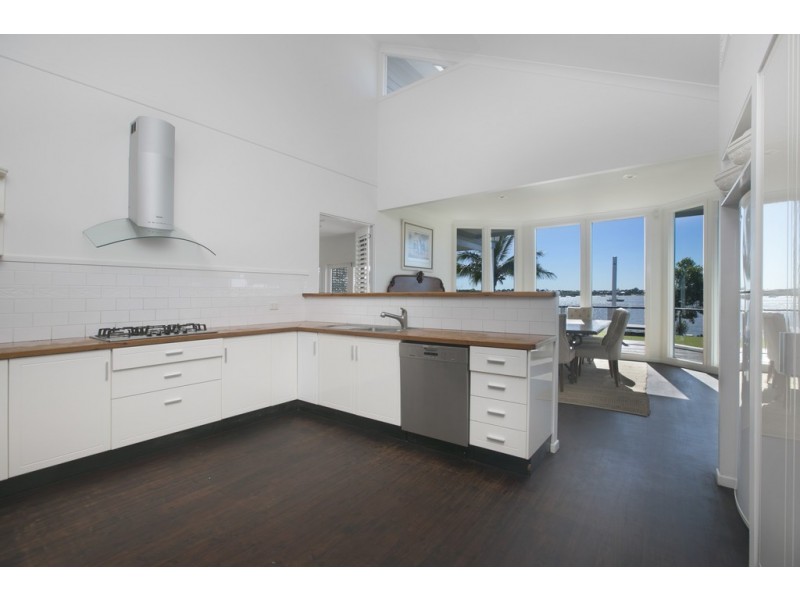 18 Colburn Avenue, Victoria Point QLD 4165