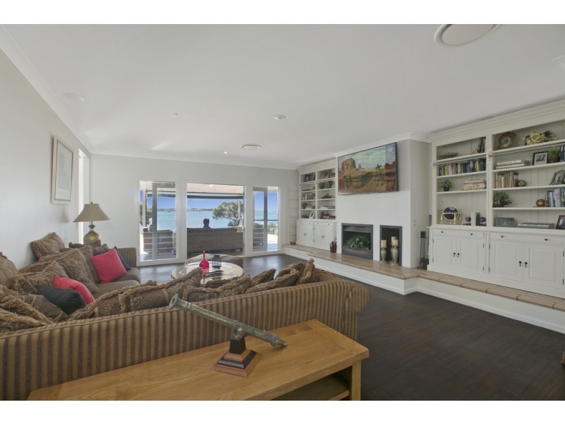 18 Colburn Avenue, Victoria Point QLD 4165