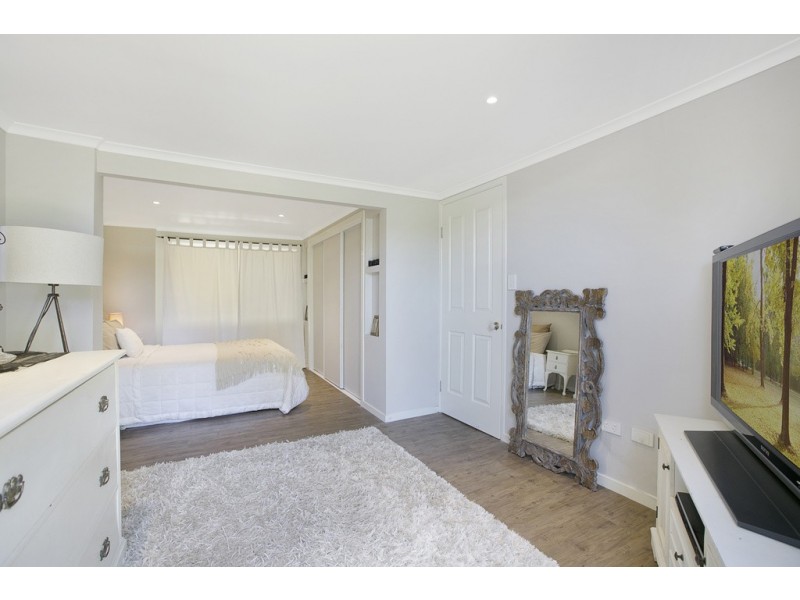 9 Boambillee Street, Thorneside QLD 4158